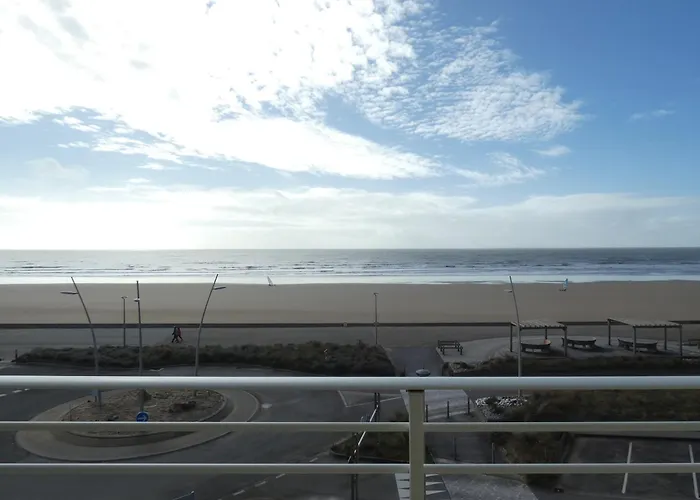 Apartment T2 + Mezzanine, Face Mer, Parking Prive, 6 Pers - Fr-1-323-336 Saint-Hilaire-de-Riez